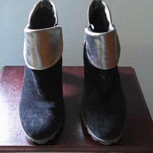The Flexx Black Suede Silver Leather Ankle Booties Size 9